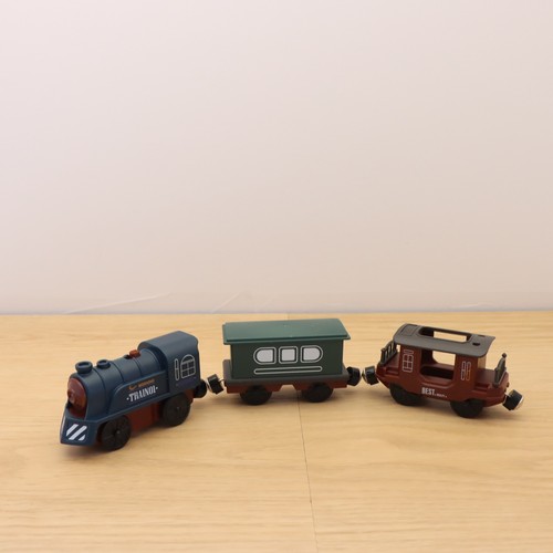 Wooden train track battery - train,