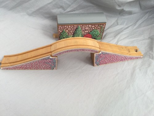 Thomas friends wooden train - thomas,