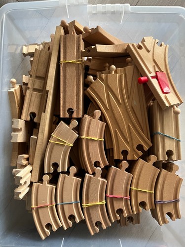 Brio train track junctions - train,