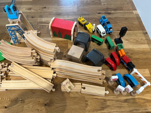 Large wooden train - large,