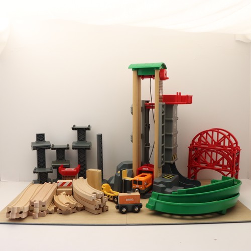 Wooden train track brio - train,