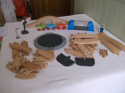 Wooden train track bundle - wooden,