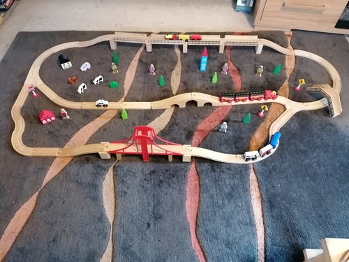 Large wooden train bundle - large,