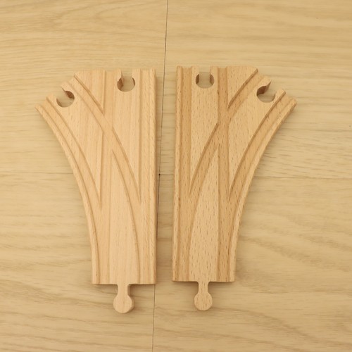 Wooden train track - track, curved