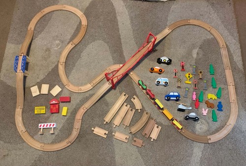 Wooden train track with - track,