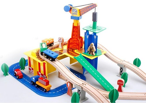 Wooden pcs busy crane - wooden,