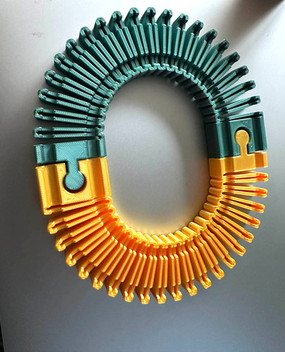 Flexible wooden train track - wooden,