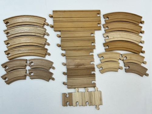 Wooden train track set x28 - train,