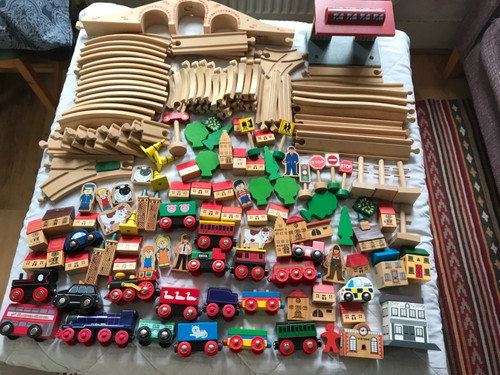 Wooden train set - train,
