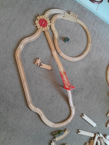 100 wooden train track set - track,