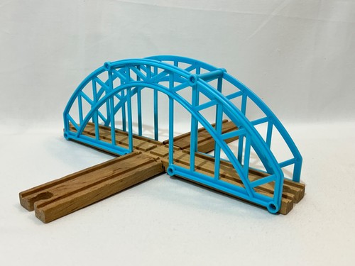 Large cross track viaduct for - cross,