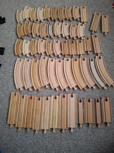 Wooden track train bundle - train,