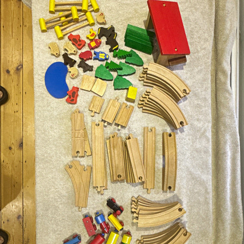 Wooden toy train track pieces - train,